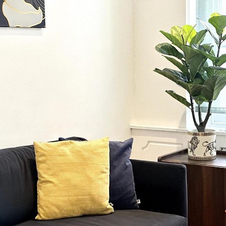 Serene Place In London City Centre Extérieur photo
